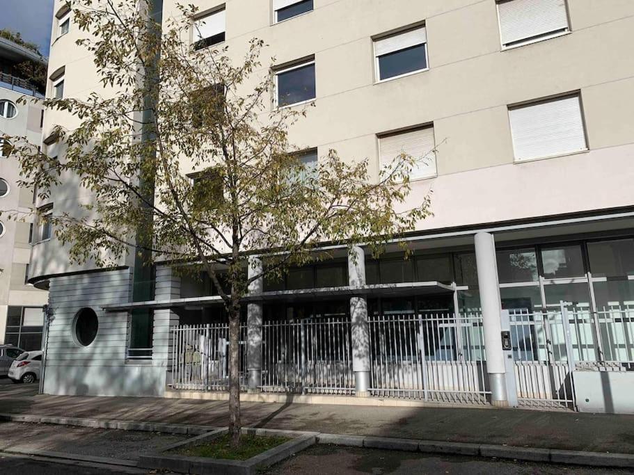 Studio Le Pensier - Monplaisir Lyon Exterior photo